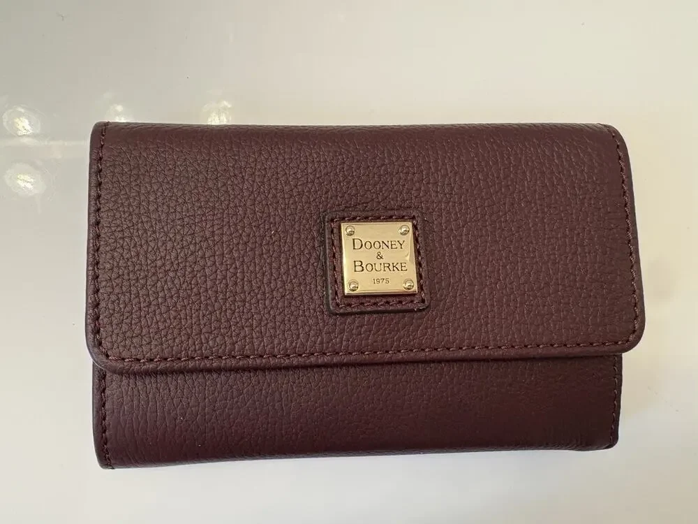 Dooney & Bourke Pebbled Leather Trifold Wallet Burgundy New In Box 6x4